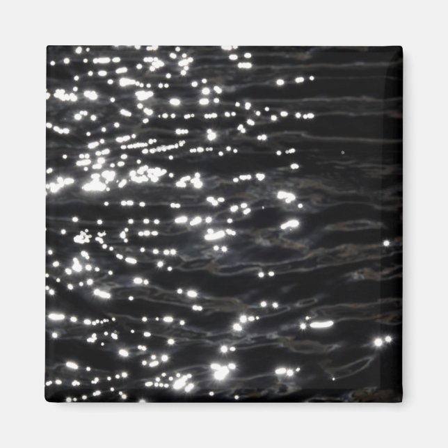 Svart mousserande vatten magnet (Framsidan)
