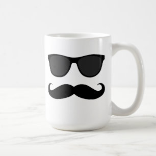 Svart mustasch- och solglasögonhumor kaffemugg