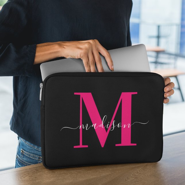 Svart och fet Shock rosa Monogram första gången Gi Laptop Fodral (Skapare uppladdad)