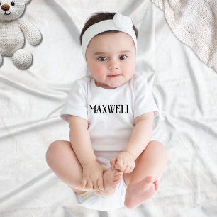 Svart och fet typografifamiljnamn t shirt