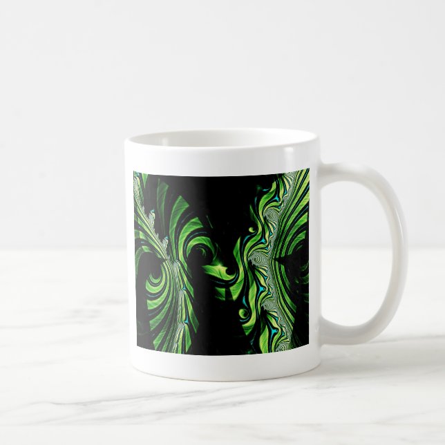 Svart och grönt-fjäril-fraktal kaffemugg (Höger)