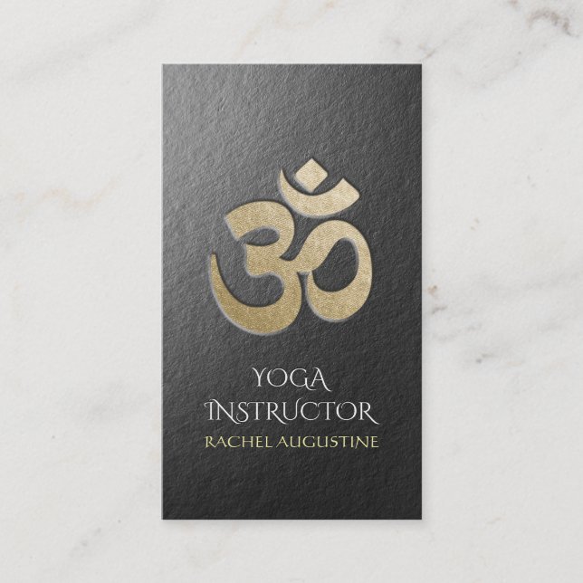 Svart och Guld Embossed OM Symbol Yoga Instructor Visitkort (Framsida)