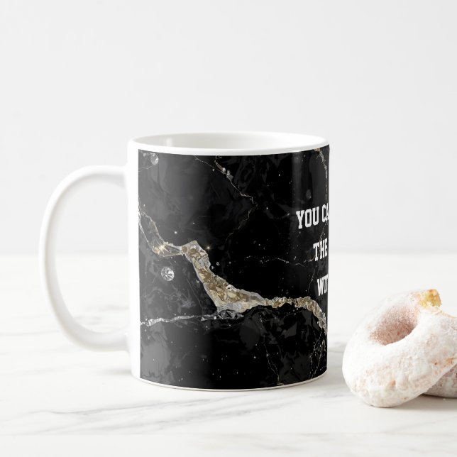 Svart och guld Kintsugi med subtil humor Kaffemugg (Med munk)