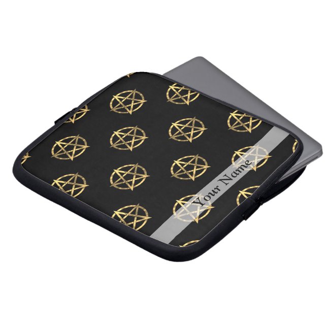 Svart och guld pentagram laptop fodral (Framsida topp)