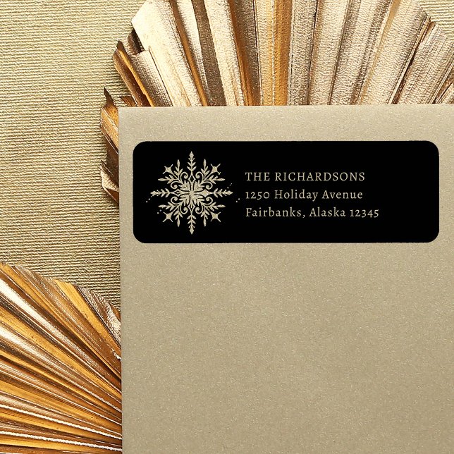 Svart och Guld Snowflake-Returadressen Jul Returadress Etikett (An elegant Christmas return address label, with a festive gold snowflake)