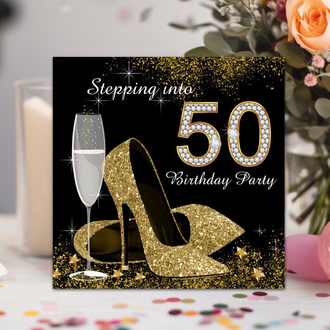 Svart och guld Steg in i 50-årsfirande Inbjudningar (Beautiful black and gold Stepping into 50th birthday invitation. Simply add your event details.)