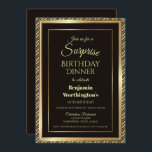 Svart och Guld Surprise 30års födelsedag Middag Inbjudningar<br><div class="desc">En modern inbjudan till middagspartiet i 30års födelsedag,  där ett guld gräns i ett guld utsmyckat diagonalt stripat ram mot svart bakgrund.</div>