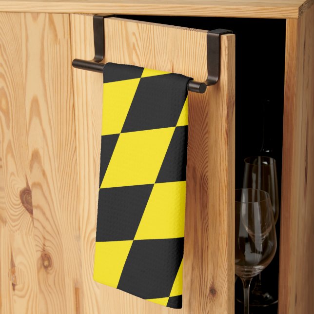 Svart och Gult Bavaria Diamond Flagga Mönster Kökshandduk (Thirds Fold)