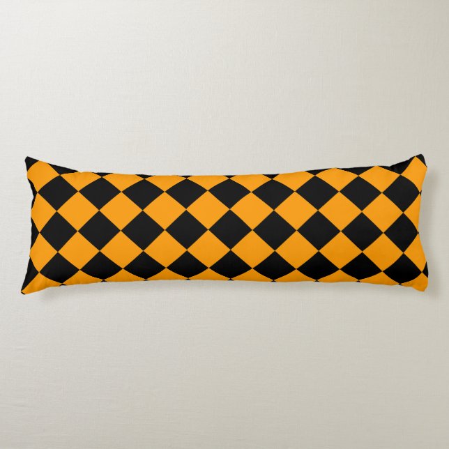 Svart och orange diamantmönster kroppskudde (Framsidan)