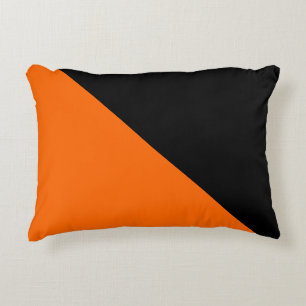Svart och Orange Prydnadskudde