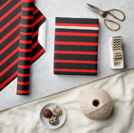 Svart och rödstrimlad giftmassa presentpapper