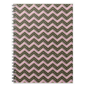 Svart och Rosa Zigzag Mönster Anteckningsbok Med Spiral