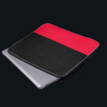 Svart och Scarlet Bärbar dator Laptop Sleeve<br><div class="desc">Bär runt din bärbara dator i stil i detta röda och svarta fodral.</div>