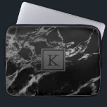 Svart och silver marmor laptop fodral<br><div class="desc">Modern trendig svart och silver faux marble struktur.</div>