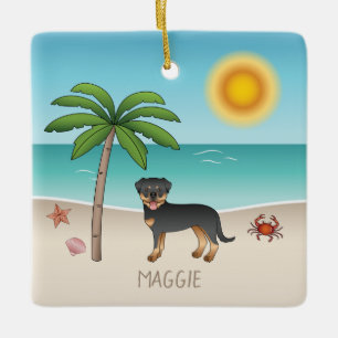 Svart och solbrännt Rottweiler på en tropisk somma Julgransprydnad Keramik