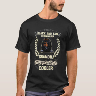 Svart och tan Coonhound Grandma som en vanlig gran T Shirt