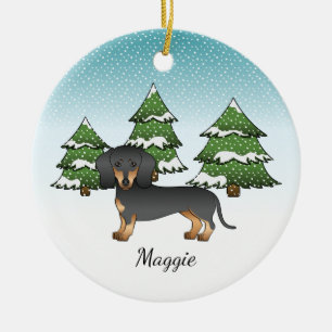 Svart och Tan Korthårig Dachshund - Vinter Skog Julgransprydnad Keramik