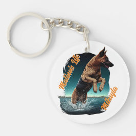 Svart och Tan Malinois i Vatten