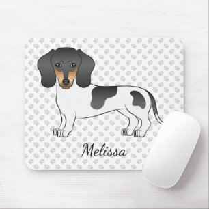 Svart Och Tan Piebald Korthårig Dachshund & Namn Musmatta
