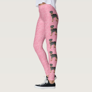 Svart Och Tan Rottweiler På Rosa Hjärtan Leggings