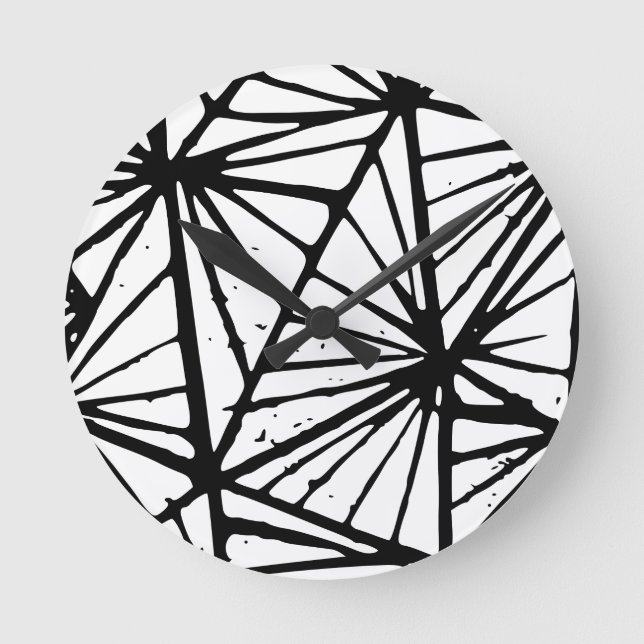 Svart och vit Abstrakt Triangles Lino cut Rund Klocka (Framsida)