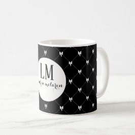Svart och vit båge monogram i skrivstil kaffemugg
