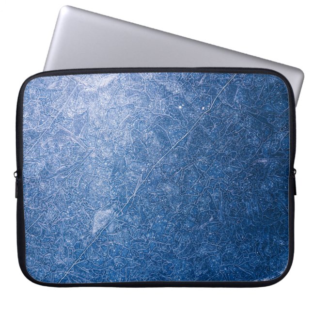 Svart och vit blommigt laptop fodral (Framsidan)