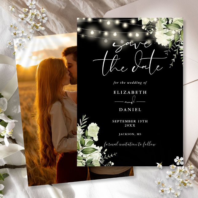 Svart och vit Blommigt String Ljus Photo Bröllop Spara Datumet (Black And White Floral String Lights Photo Wedding Save The Date)
