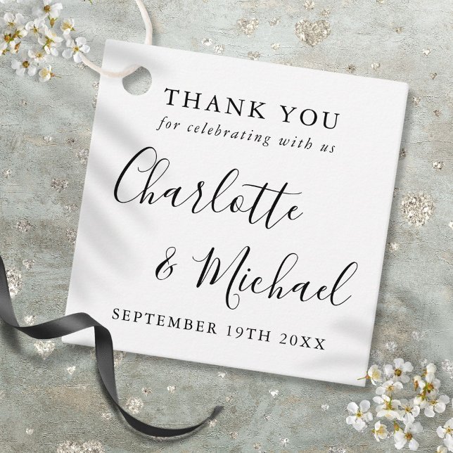 Svart och vit bröllop tackkort med skript gåvor etiketter (Black And White Script Wedding Thank You Favor Tags)