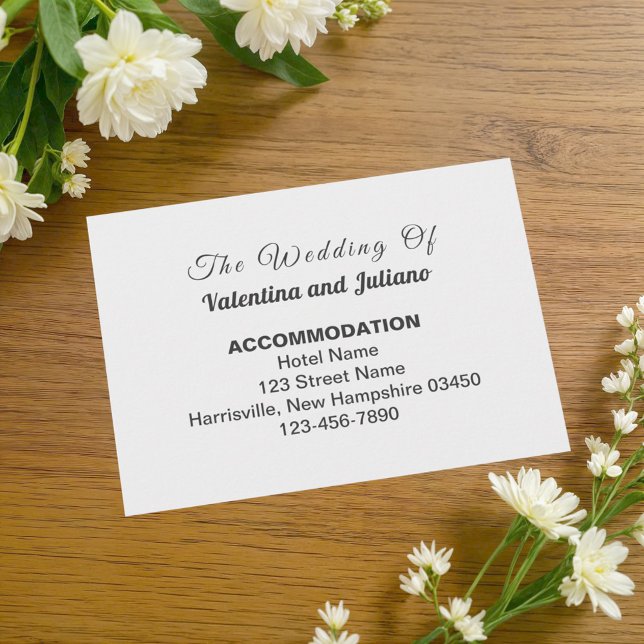 Svart och vit bröllopsboende tilläggskort (Typography style black and white wedding accommodation enclosure card)