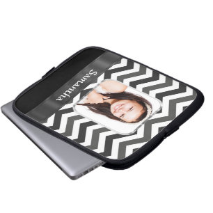 Svart och vit chevron laptop sleeve