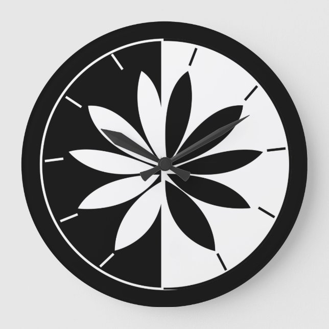 Svart och vit cirkel blomster mönster stor klocka (Framsida)
