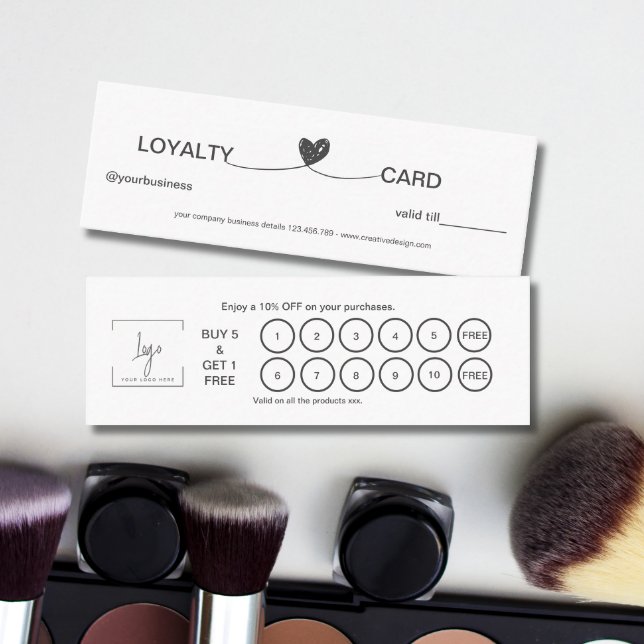 Svart och vit Elegant med enkel puls Lojalitetskort (Simple Heart Elegant Black & White Loyalty Card)