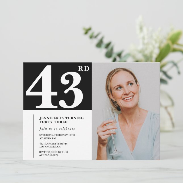 Svart och vit foto 43-års födelsedagsinbjudningar  inbjudningar (Stående Fram)