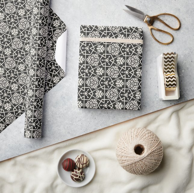 Svart och vit geometrisk Blommigt Tile Mönster Presentpapper (Hantverk)
