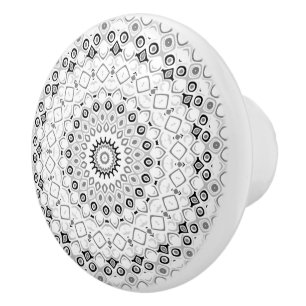 Svart och vit geometrisk mandalamönster knopp