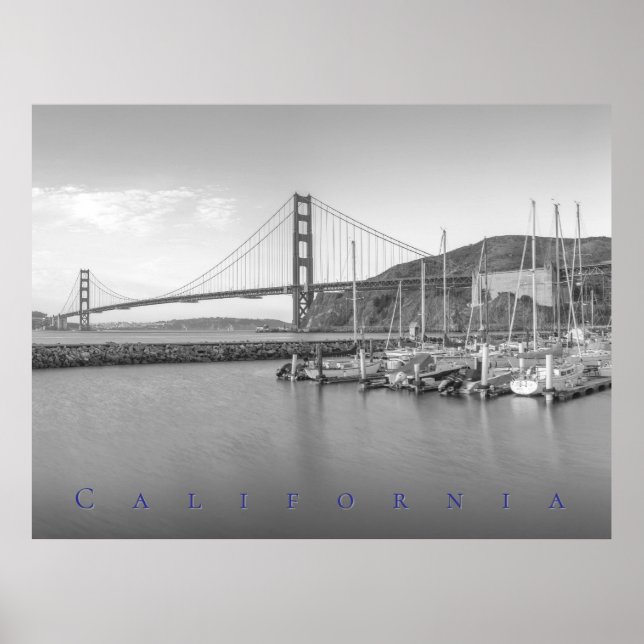 Svart och vit Golden Gate-bron vid Marina Poster (Framsidan)