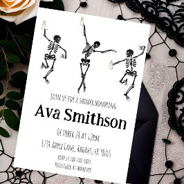 Svart och vit Halloween-babyinställarinbjudan Inbjudningar