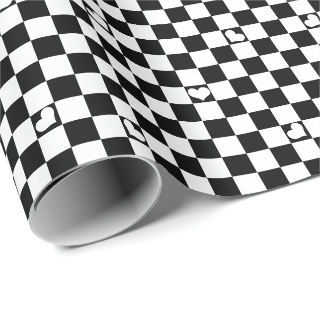 Svart och vit kontroll med hjärtdetaljer presentpapper (Rullad Hörn)
