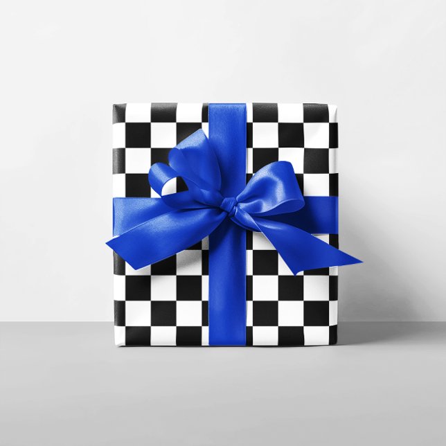 Svart och vit kryssad kvadrat presentpapper (Black and White Checkered Squares Wrapping Paper)