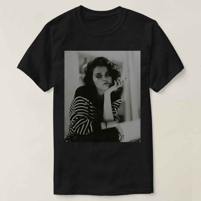 Svart och vit Ledsen Söt Girl Smoking Cigarette T Shirt (Design framsida)