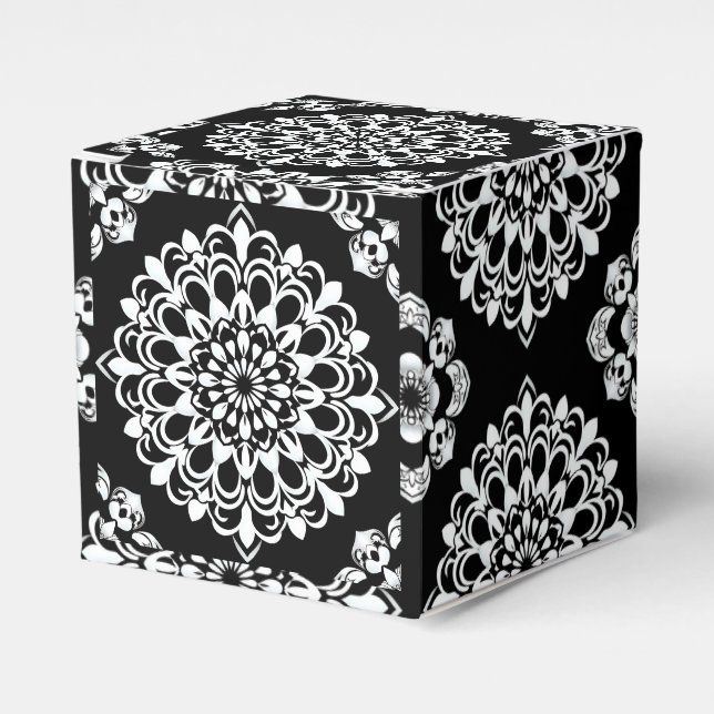 Svart och vit mandala-design presentaskar (Framsidan Sidan)