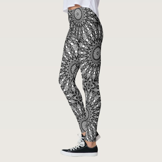 Svart och Vit Mandalamönster Leggings (Vänster)
