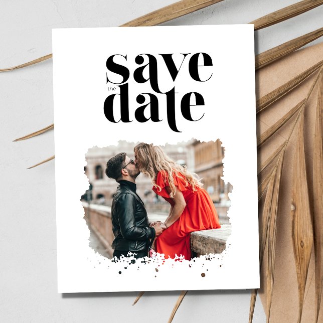 Svart och Vit Modern Bröllopsfoto Spara Datumet Meddelande Vykort (Black and White Modern Wedding Photo Save the Date Announcement Postcard)