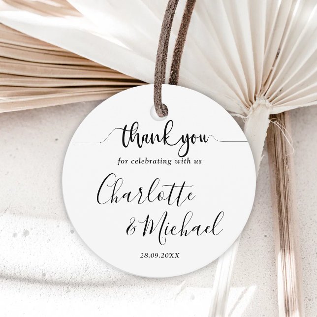 Svart och Vit Modern Elegans Bröllop Tacksamhet Gåvor Etiketter (Black and white favor tags add timeless elegance while personalizing your wedding thank you gifts)