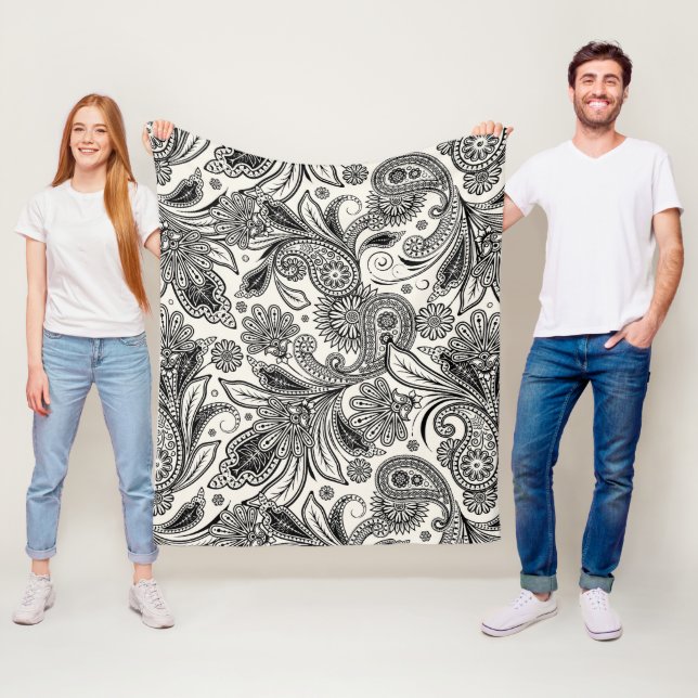 Svart och vit paisley  fleecefilt (På plats)