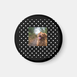 Svart och vit prickig hund bild magnet