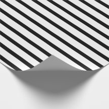 Svart och vit randig presentpapper