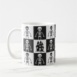 Svart och vit rutig Halloween Kaffemugg