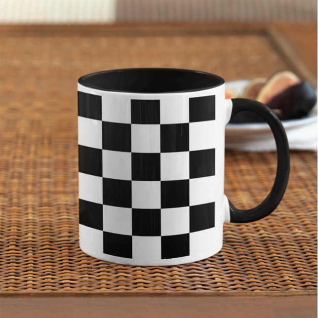 Svart och vit rutigt mönster mugg (Retro Black and White Checkers Mug)